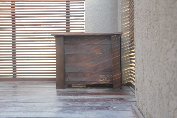 Big-Maayan-wooden-planter-2